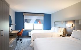 Holiday Inn Express Hotel & Suites Vancouver Mall